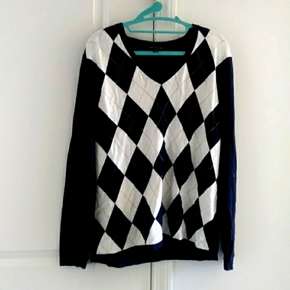 Tommy Hilfiger Sweaters - Vneck sweater